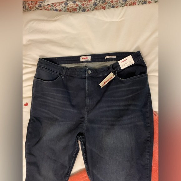 NWT Women’s Wrangler High Rise Unforgettable Skinny Jeans Size 24 - Picture 6 of 11